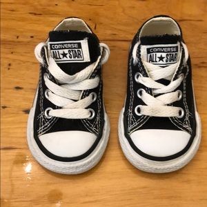 Childrens converse size 3 shoes
